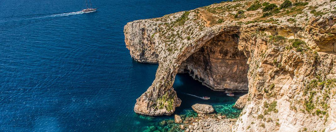 Blue Grotto boat trip