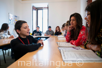 Sala de aula con ar-condicionado na escola de lingua em Malta