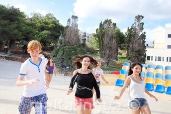 Atividades esportivas na escola de inglês em Malta