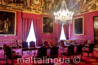 Sala do palácio em Valletta