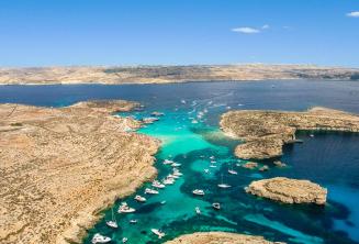 Foto aérea de Blue Lagoon, Comino, Malta